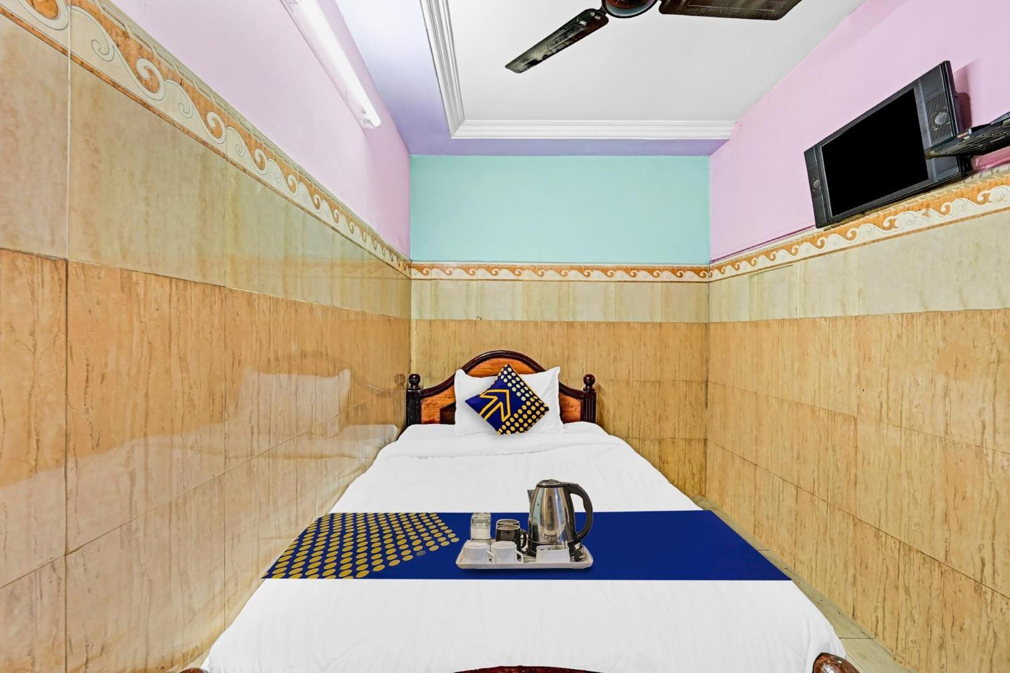 Hotel Spot On Svr Grand Vijayawāda Exterior foto