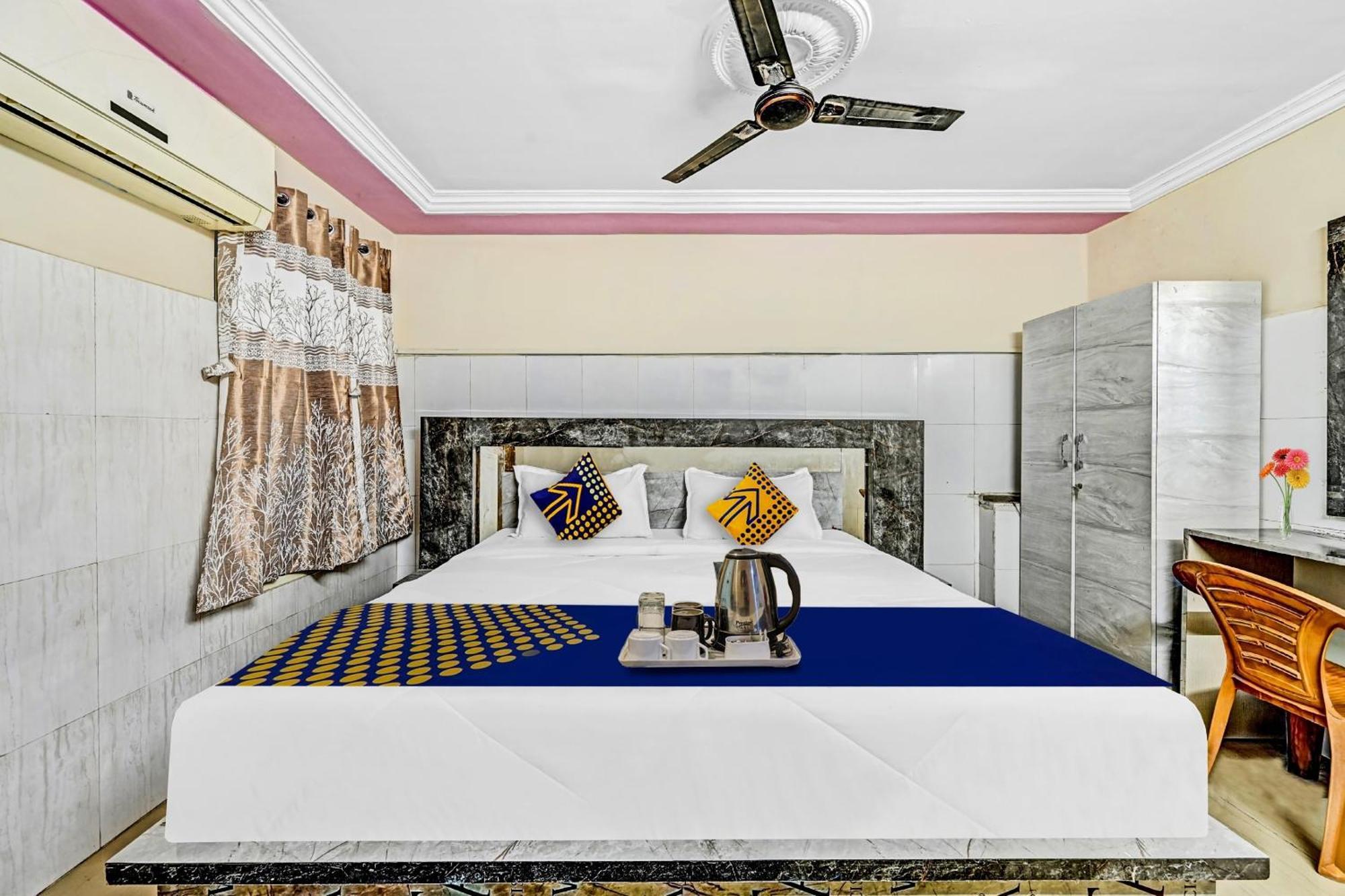 Hotel Spot On Svr Grand Vijayawāda Exterior foto